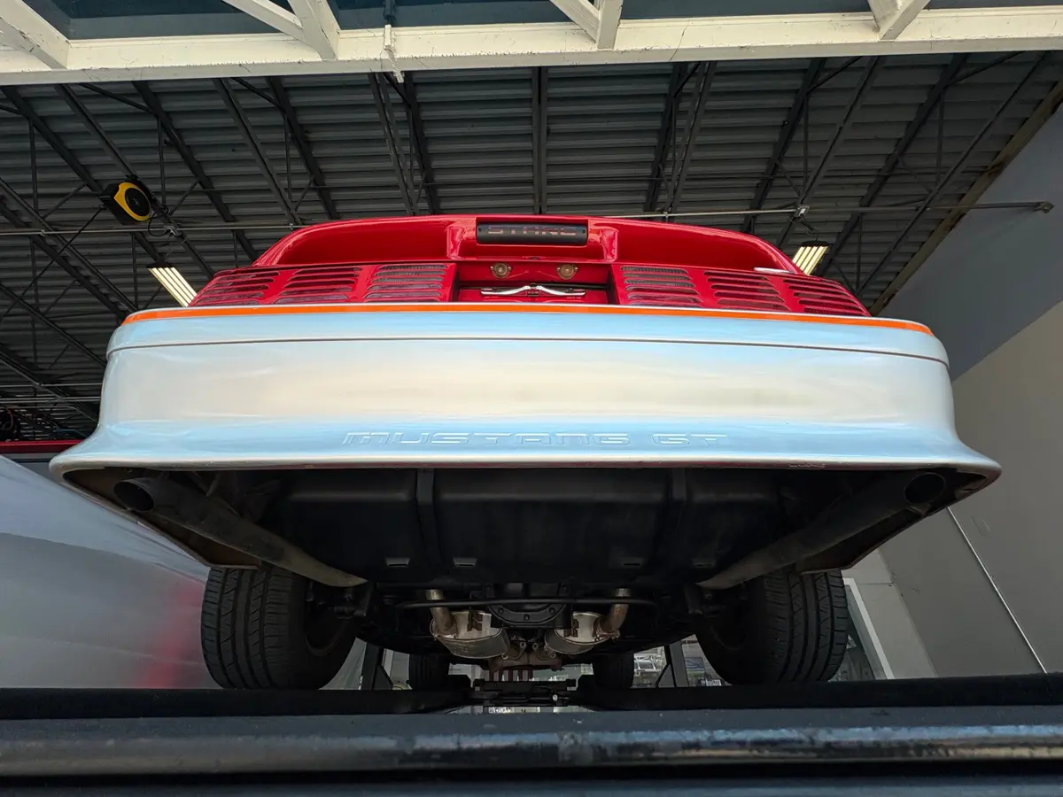 Vehicle photo 48