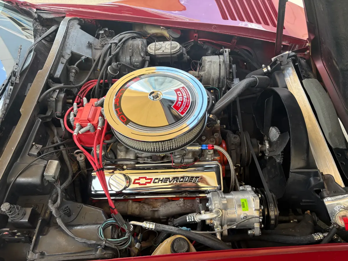 Vehicle photo 26