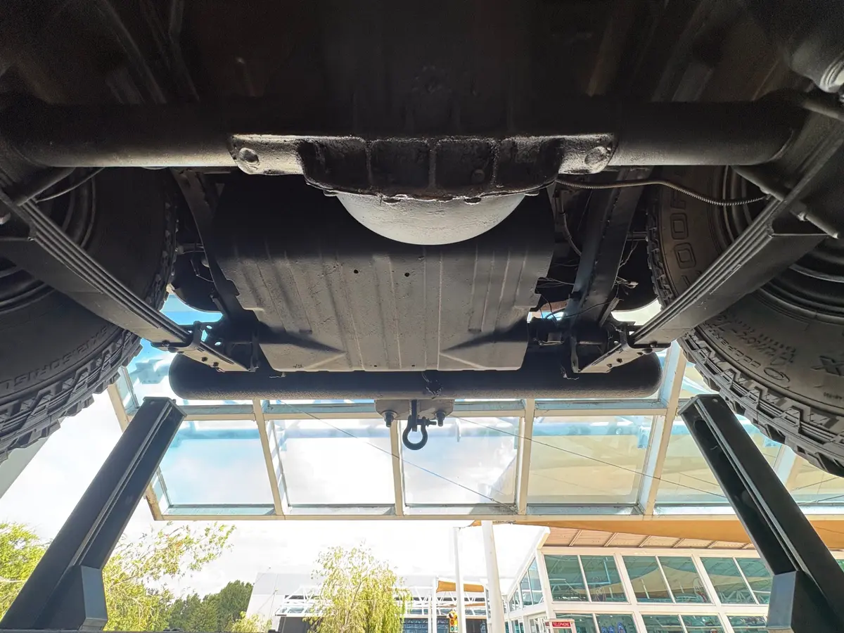 Vehicle photo 51