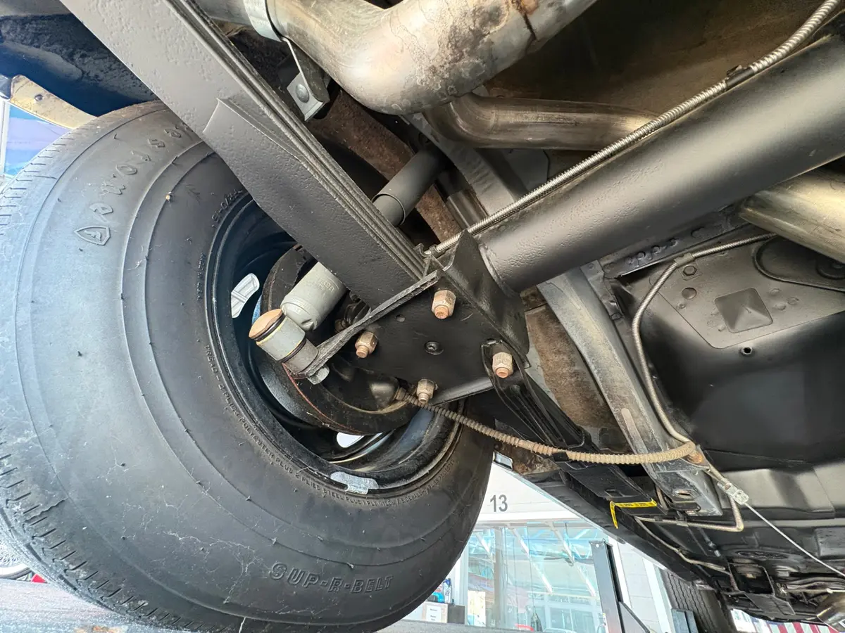 Vehicle photo 62
