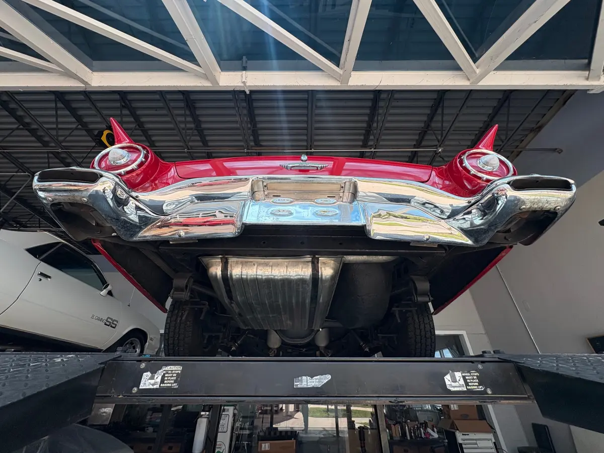 Vehicle photo 49
