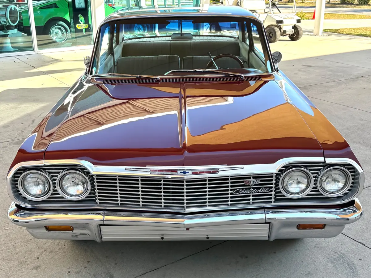 Vehicle photo 3