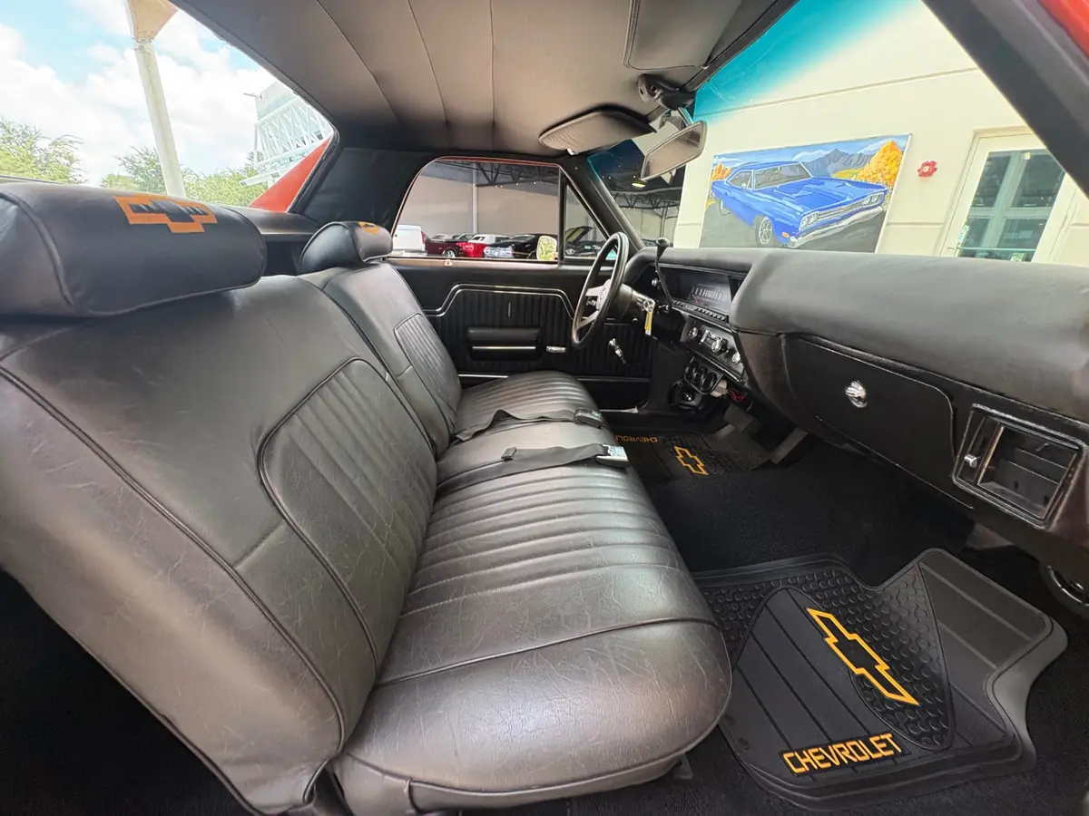 Vehicle photo 39