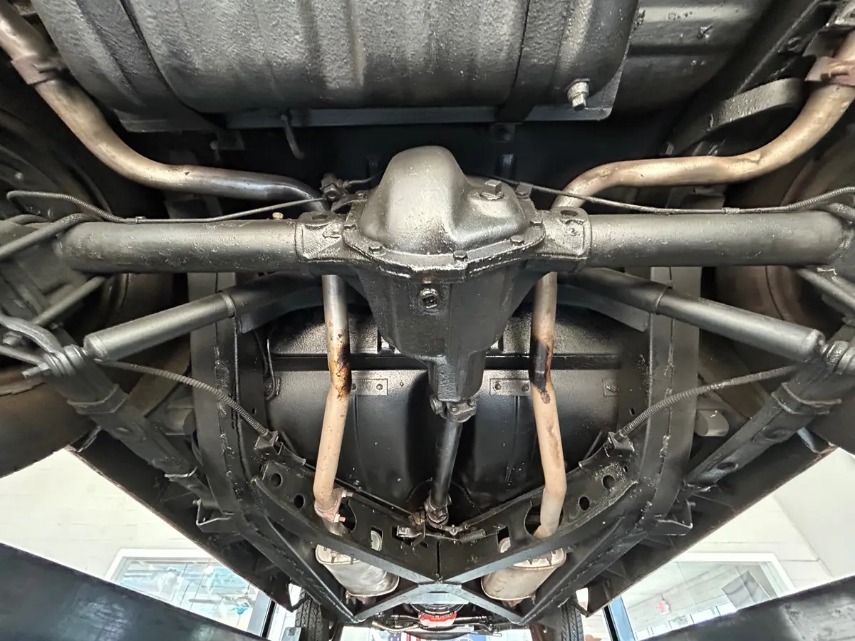 Vehicle photo 41