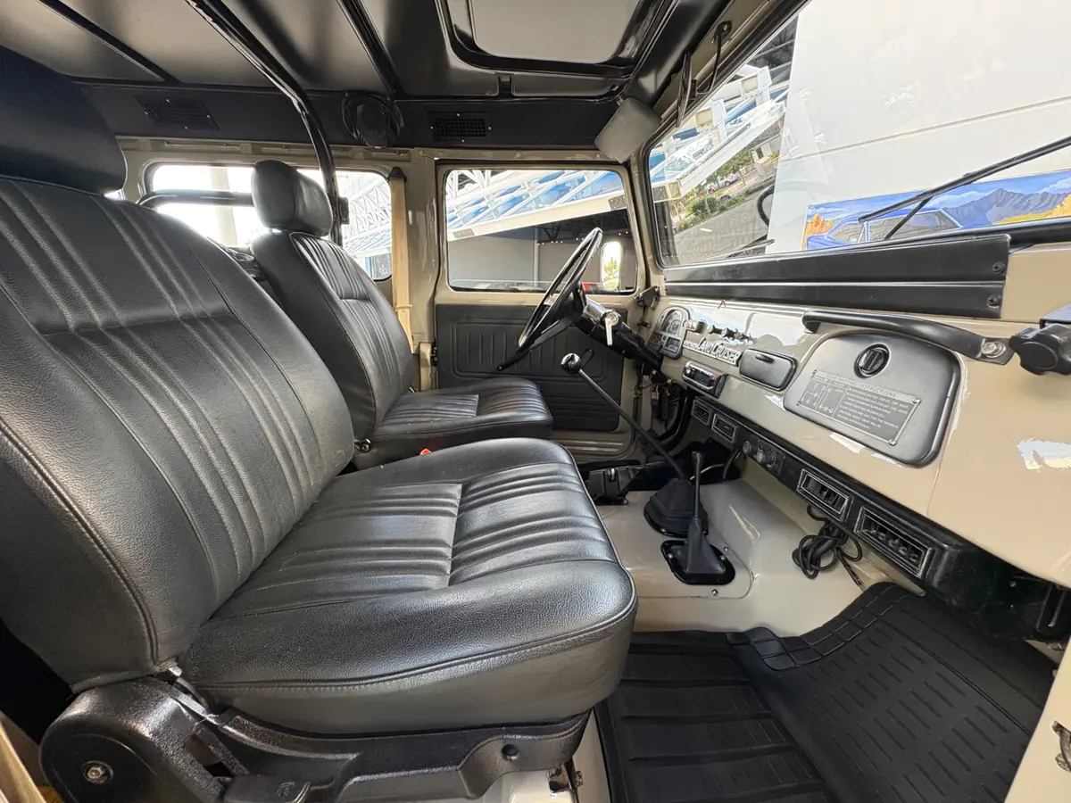 Vehicle photo 39