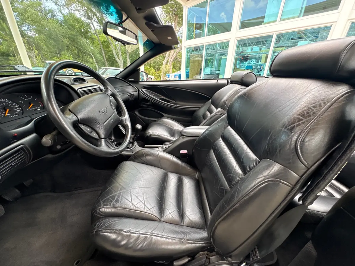Vehicle photo 39