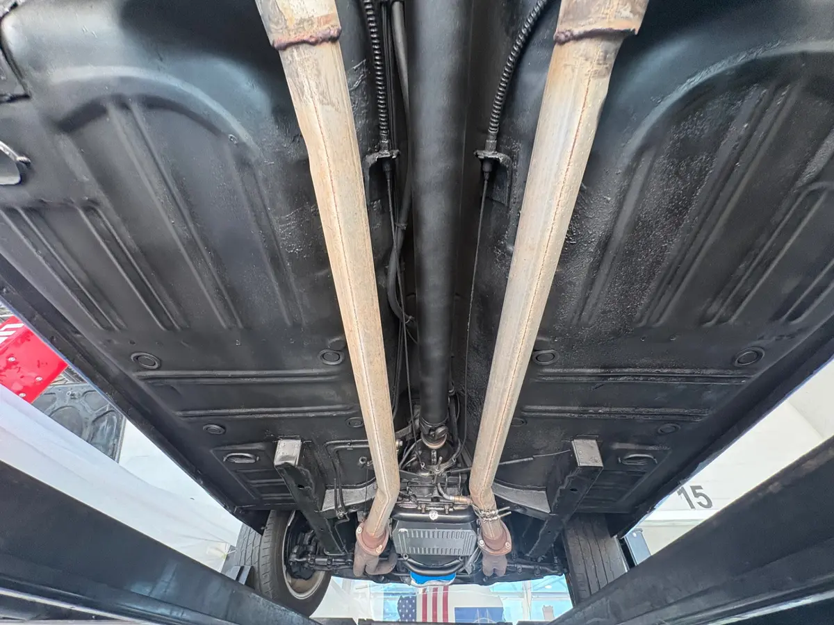Vehicle photo 51