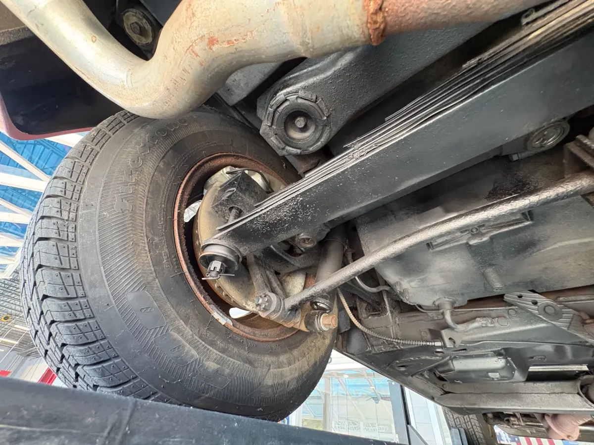 Vehicle photo 47