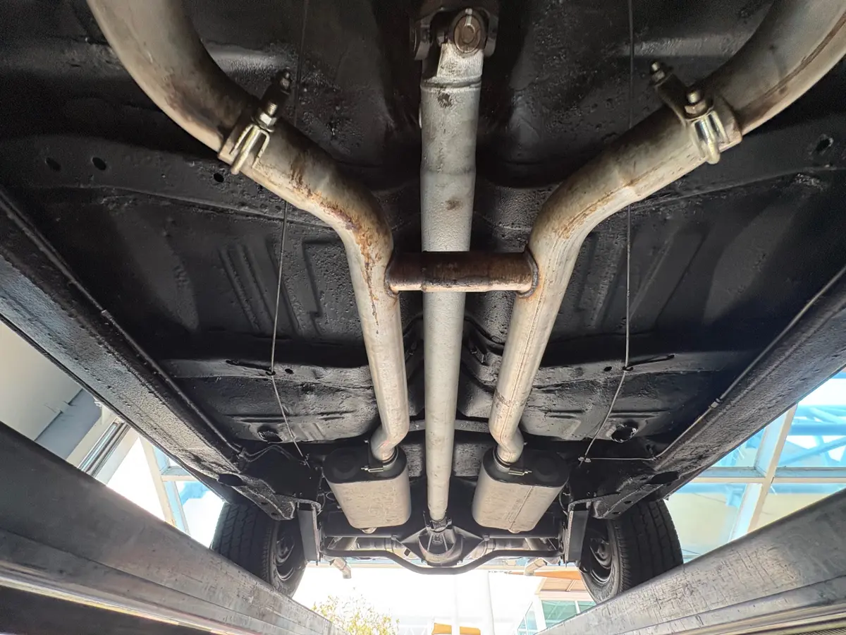 Vehicle photo 63