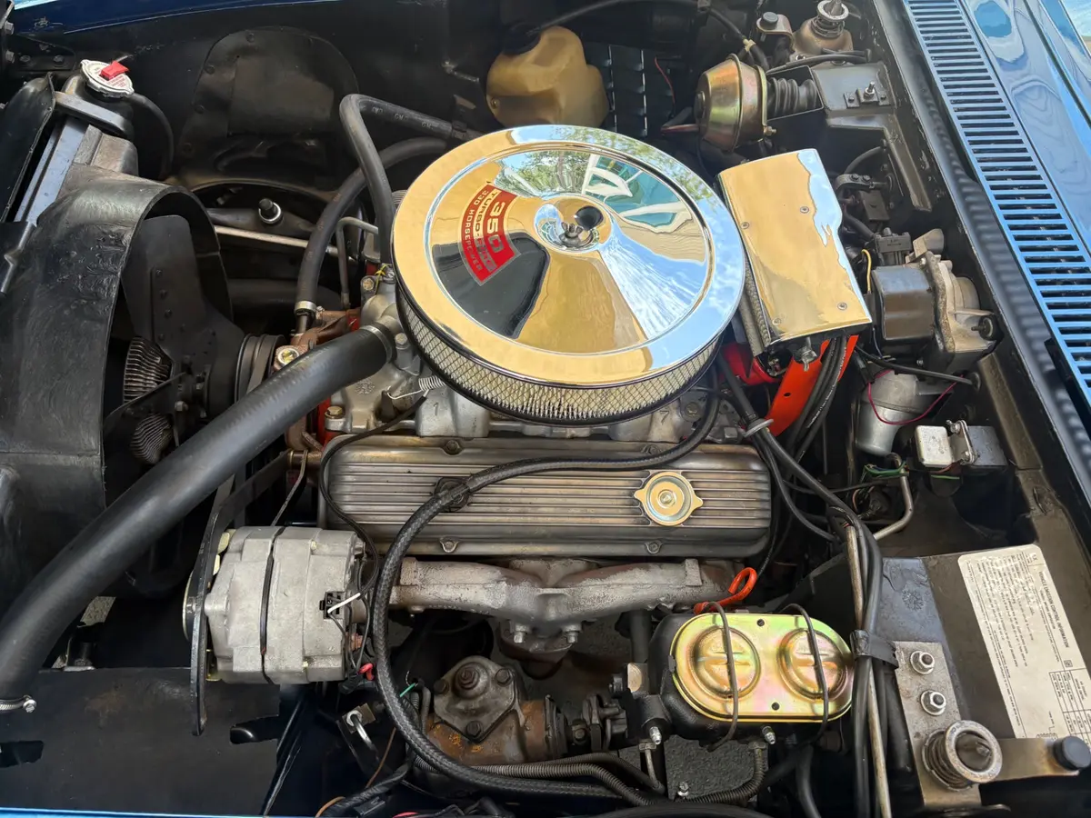 Vehicle photo 44