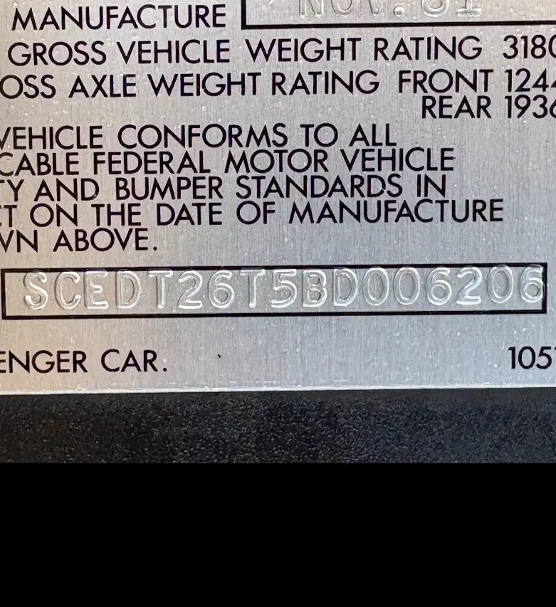 Vehicle photo 33
