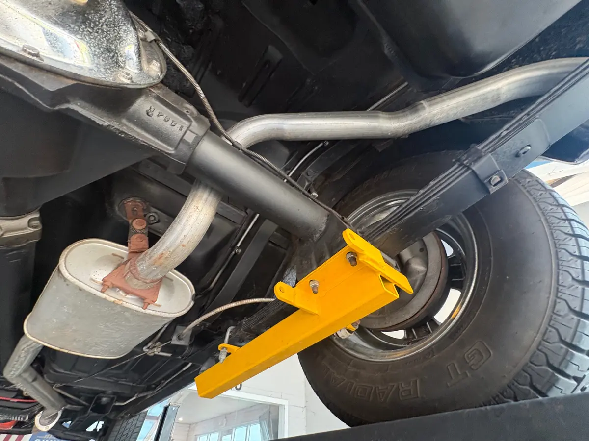 Vehicle photo 49