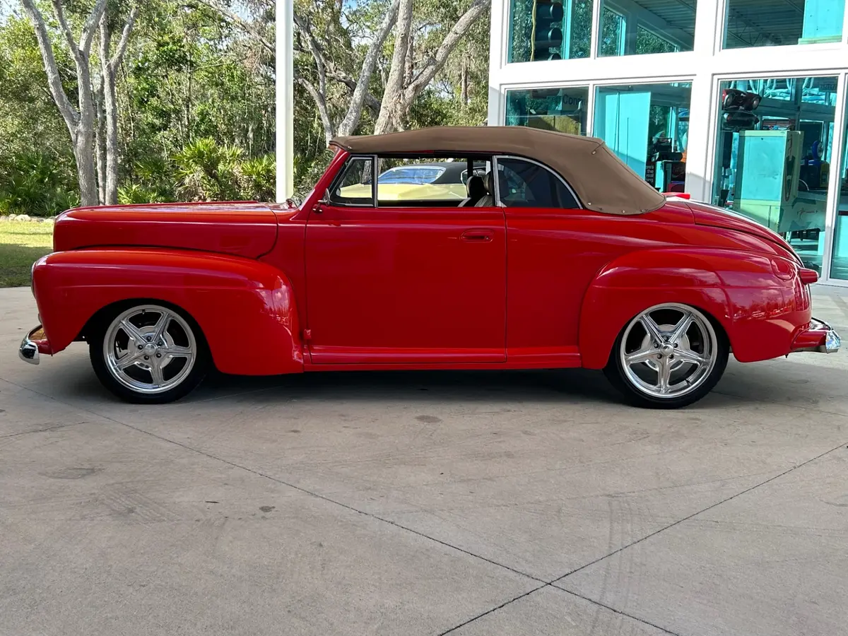 Vehicle photo 15
