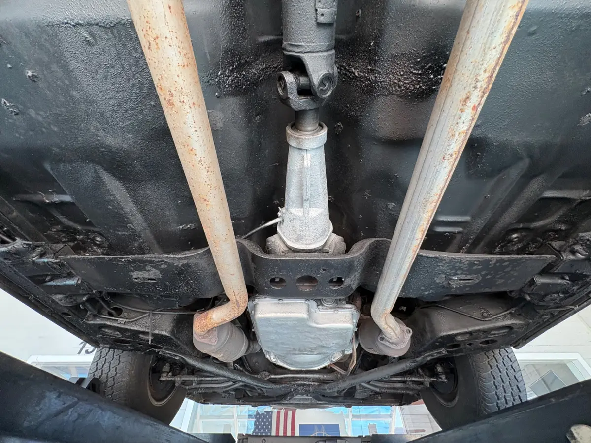 Vehicle photo 51