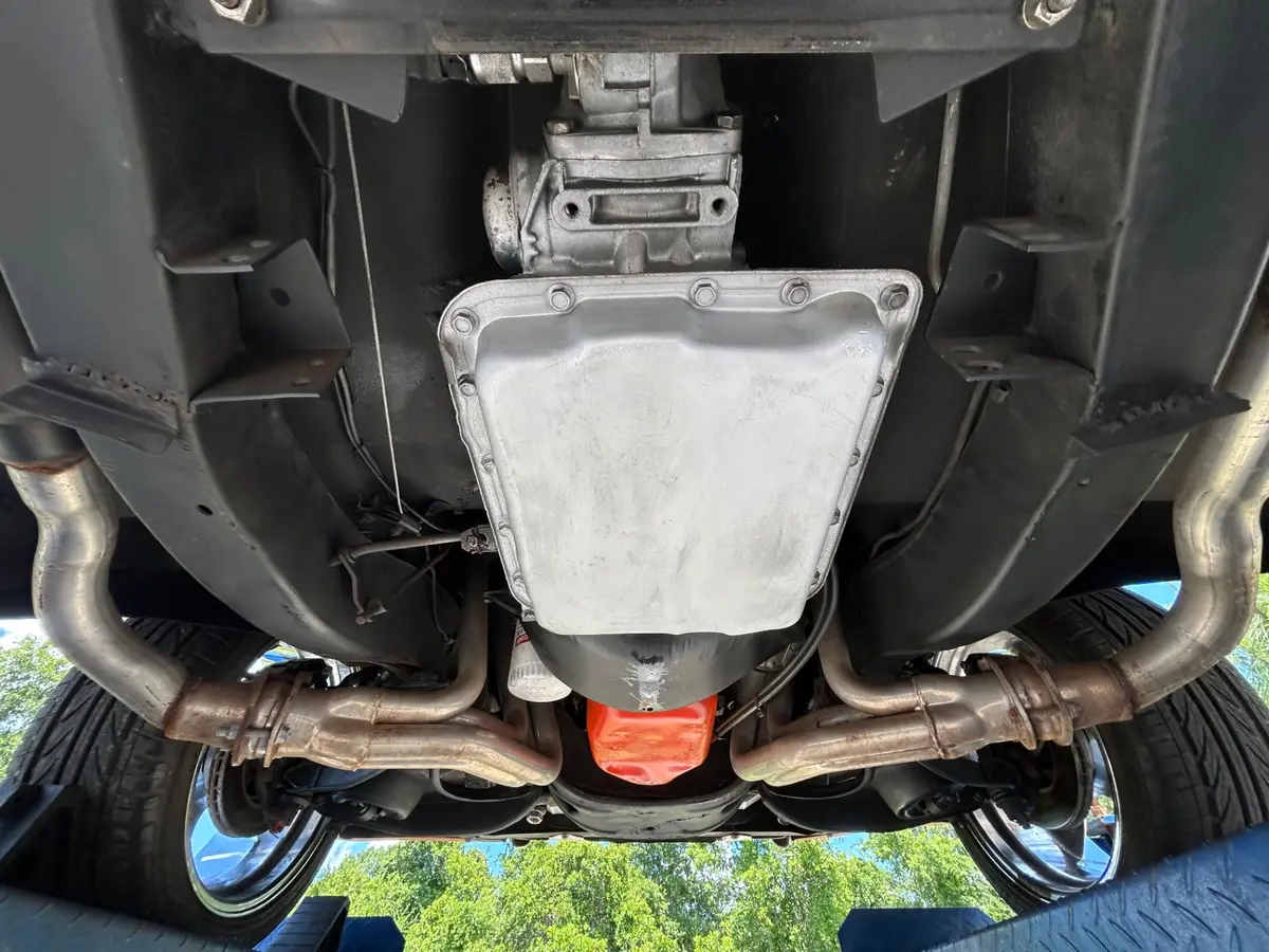 Vehicle photo 45