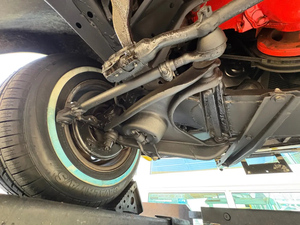 Vehicle photo 61