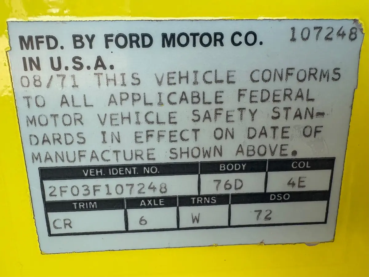 Vehicle photo 31