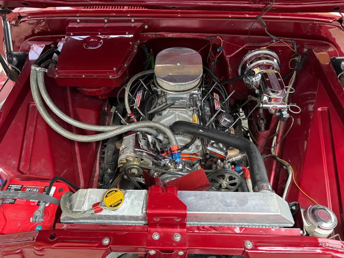 Vehicle photo 27