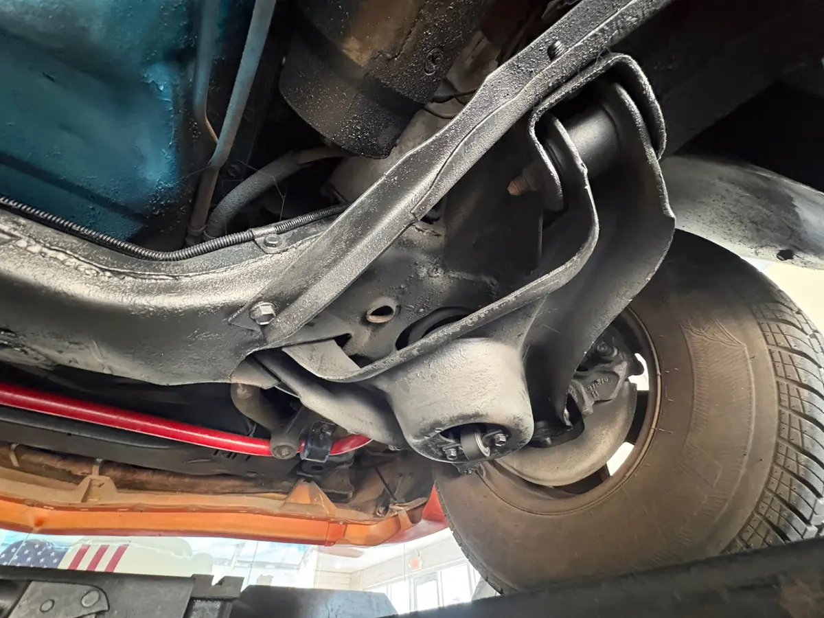 Vehicle photo 51