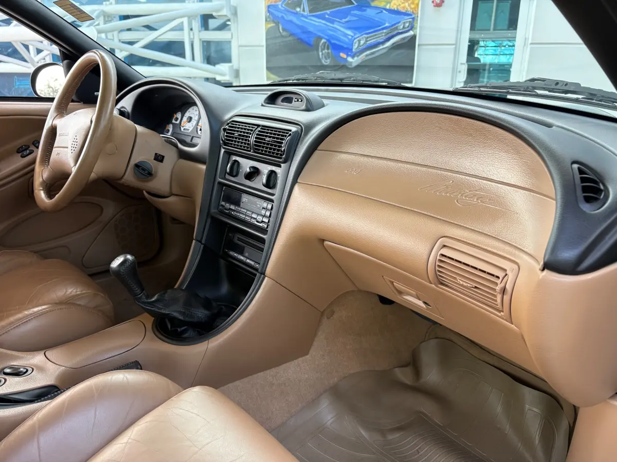 Vehicle photo 39