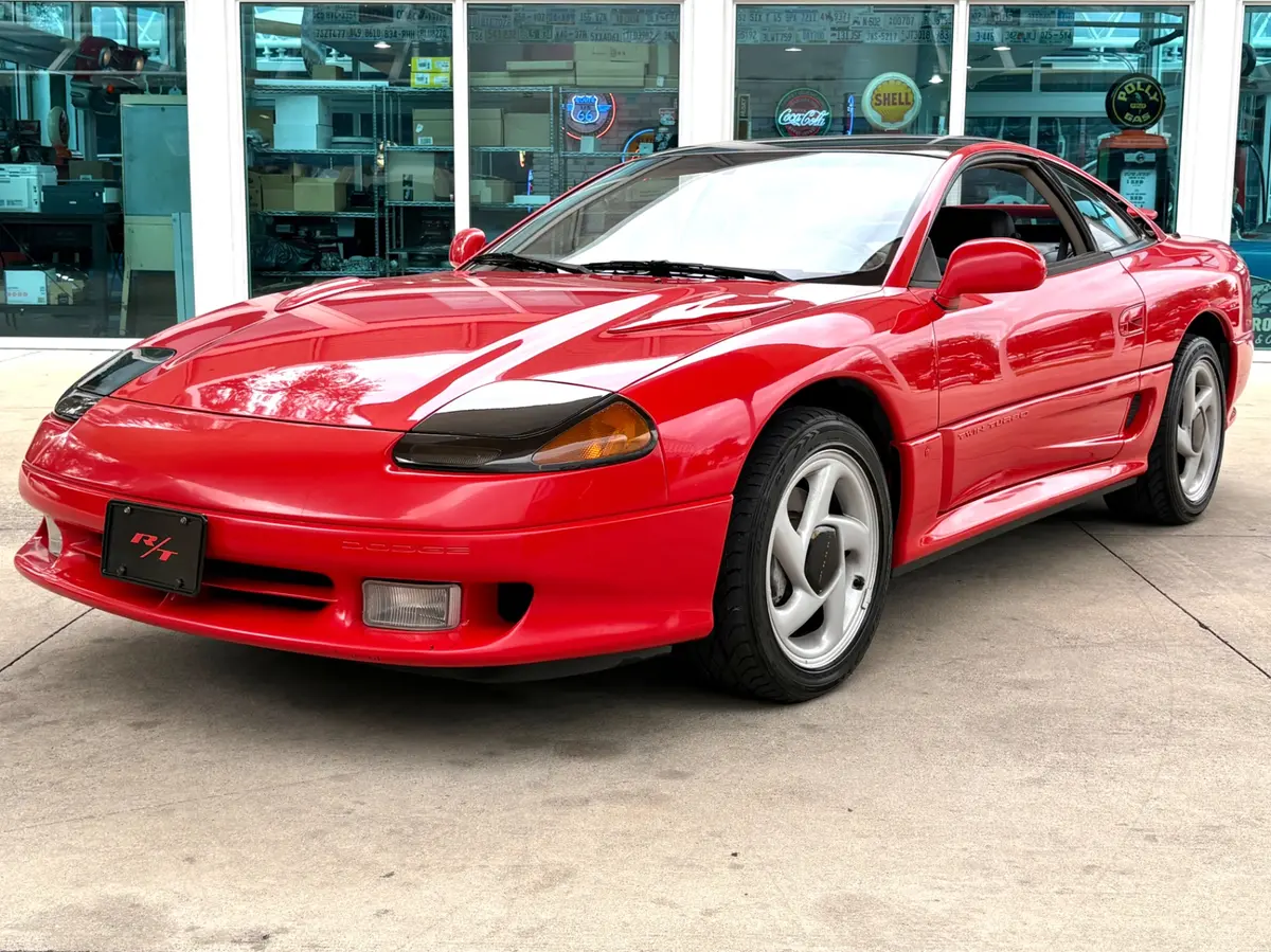 Vehicle photo 1