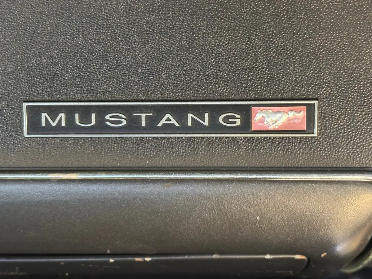 Vehicle photo 39