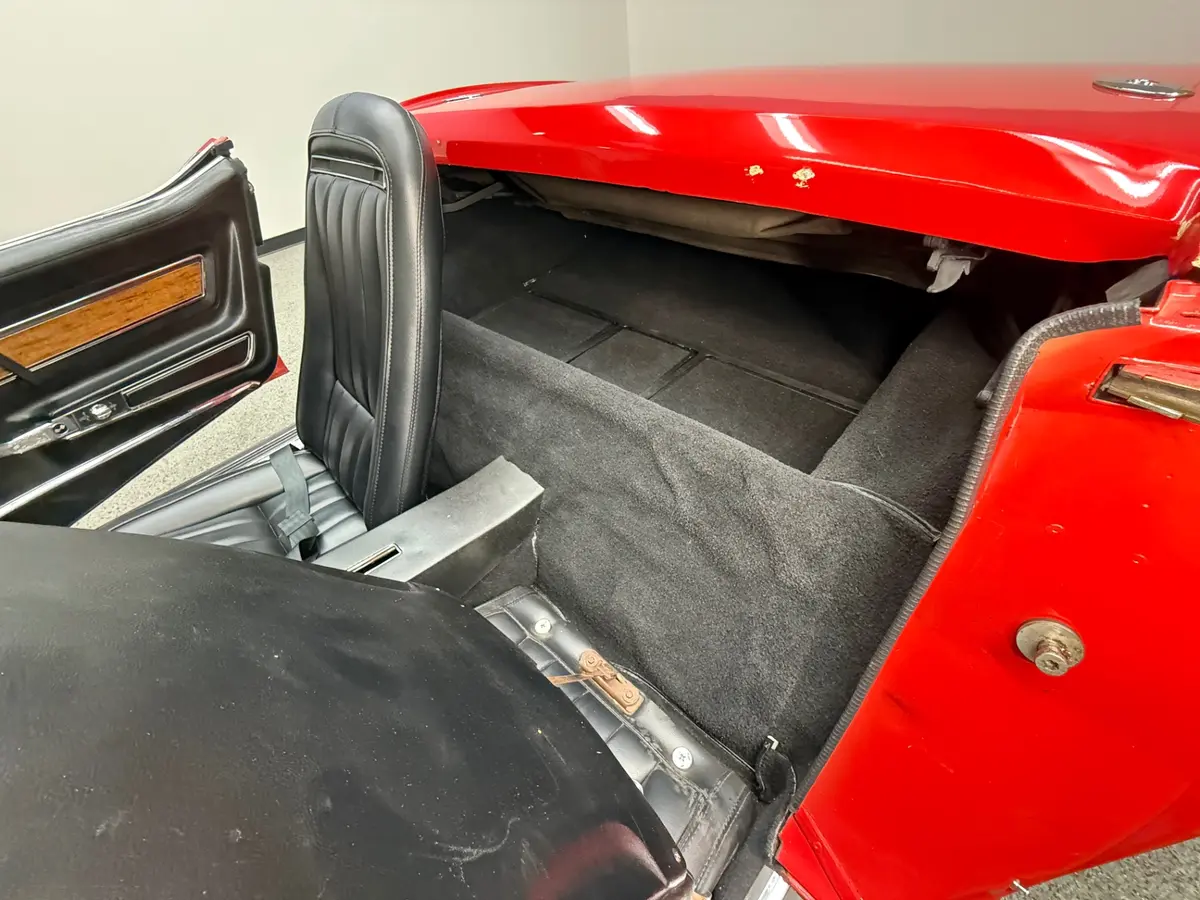 Vehicle photo 44