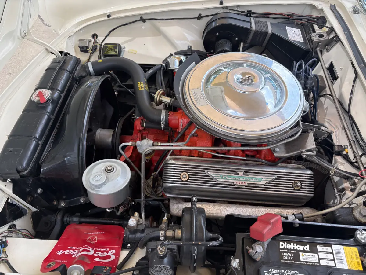 Vehicle photo 36