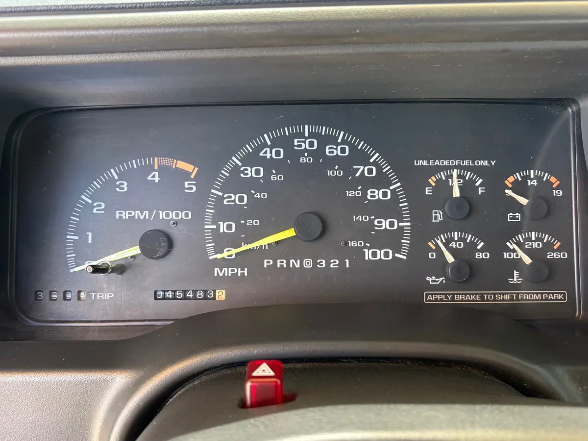 Vehicle photo 38