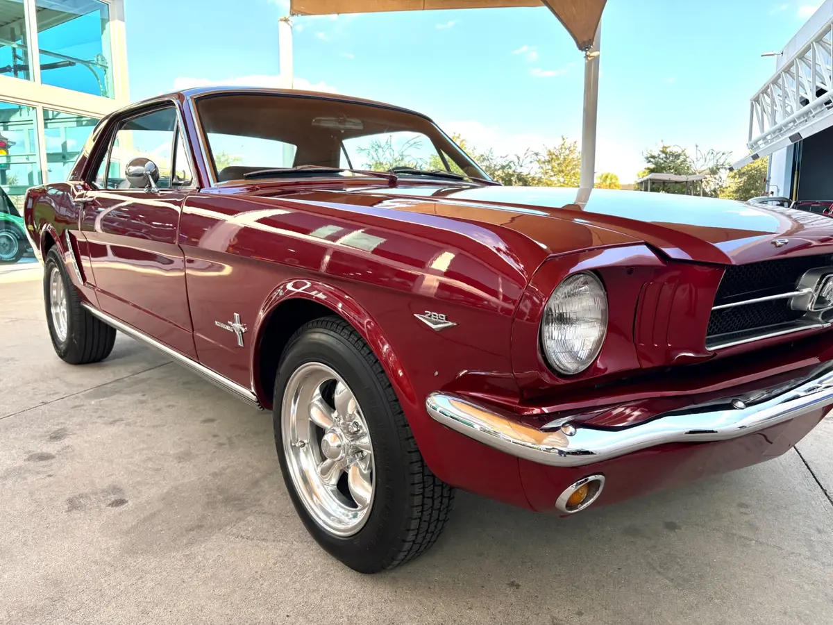 Vehicle photo 20
