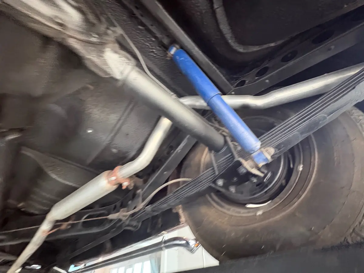 Vehicle photo 49