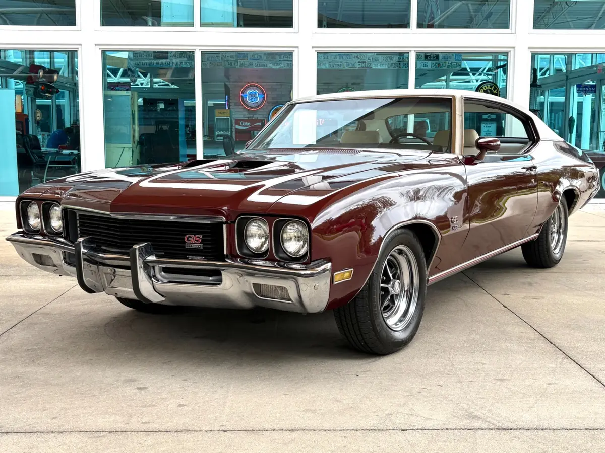 Vehicle photo 1