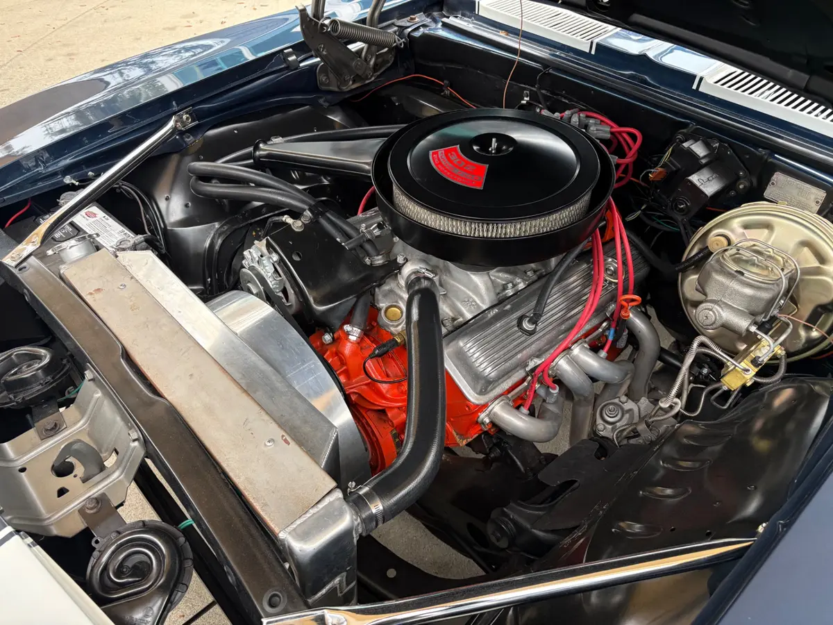 Vehicle photo 42