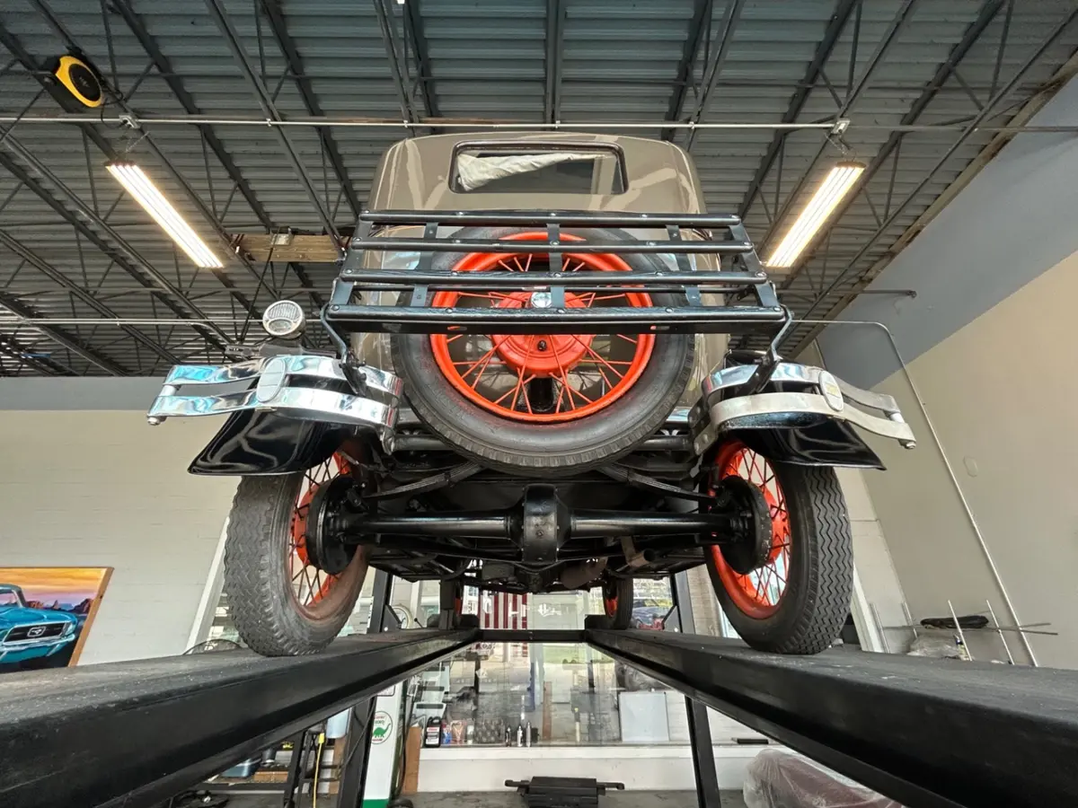 Vehicle photo 38