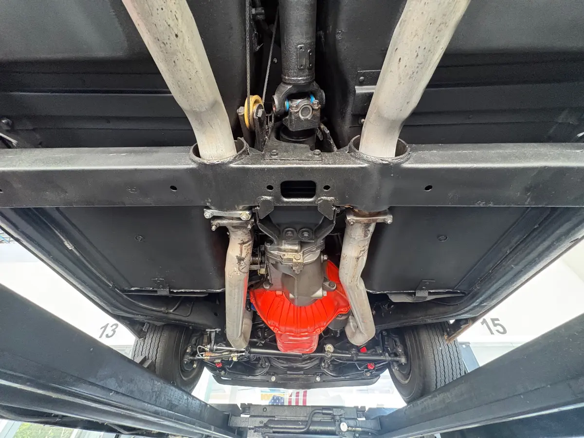 Vehicle photo 62