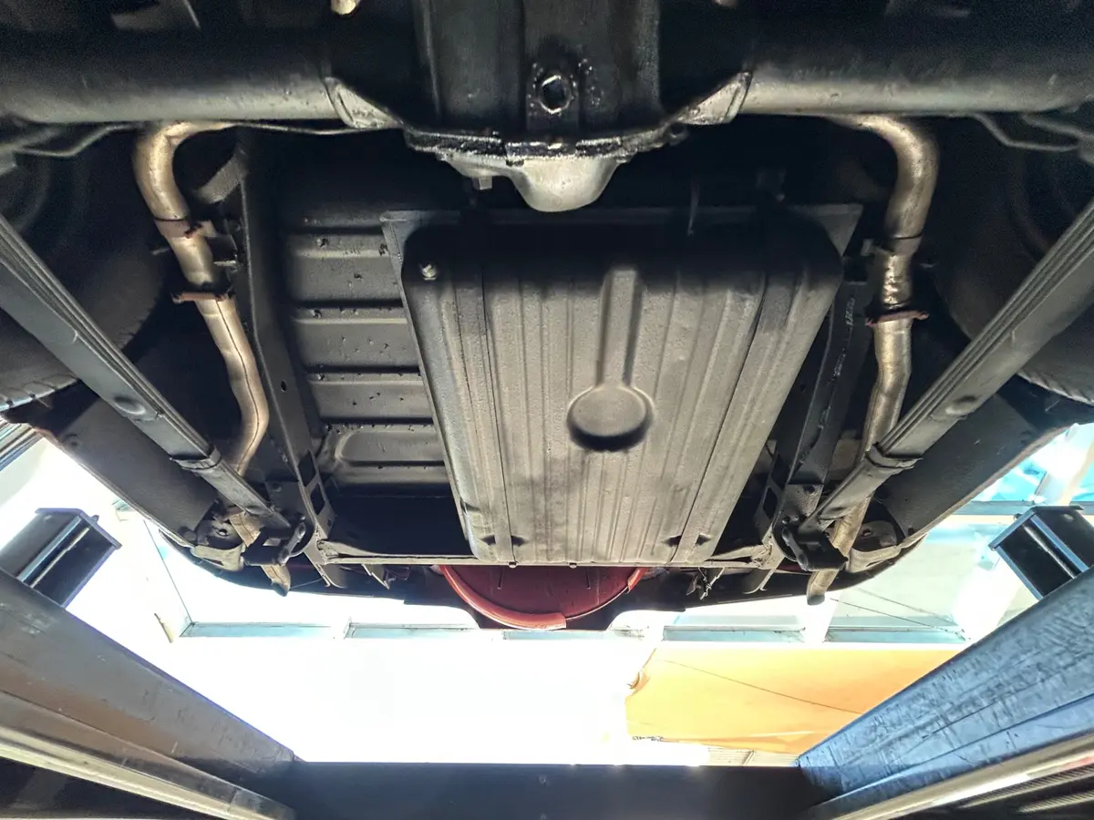 Vehicle photo 53