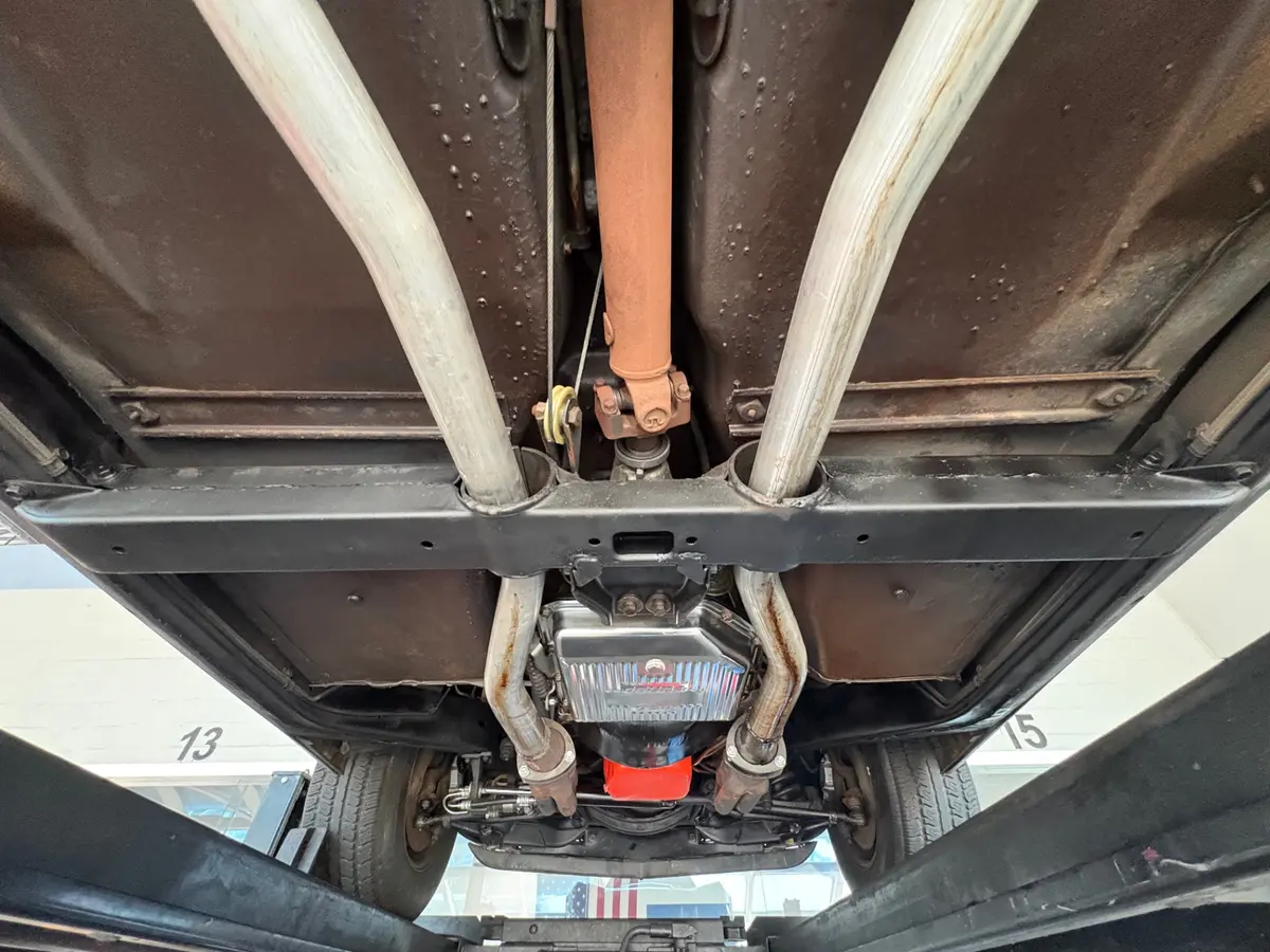 Vehicle photo 48