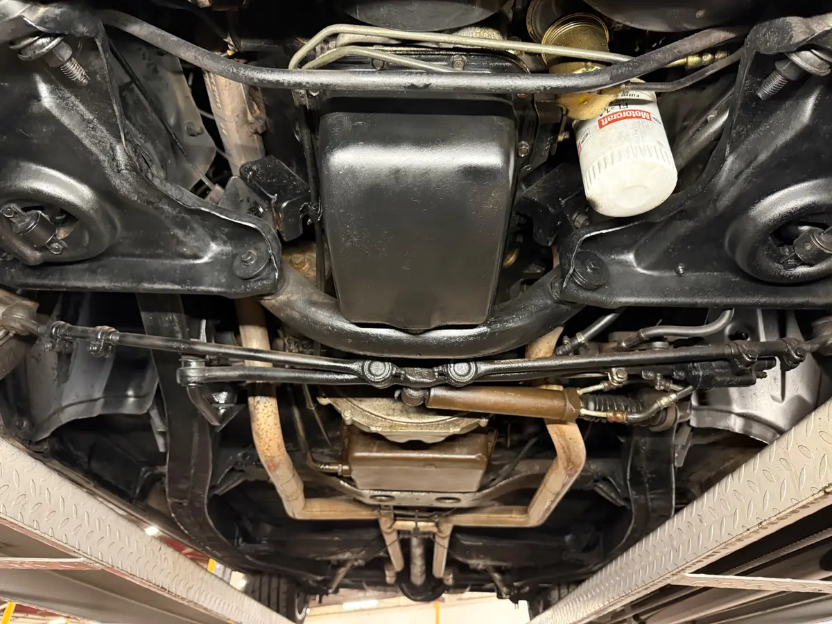 Vehicle photo 39