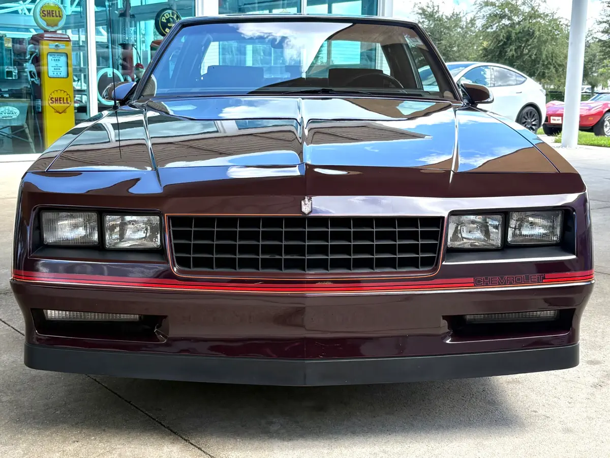 Vehicle photo 2