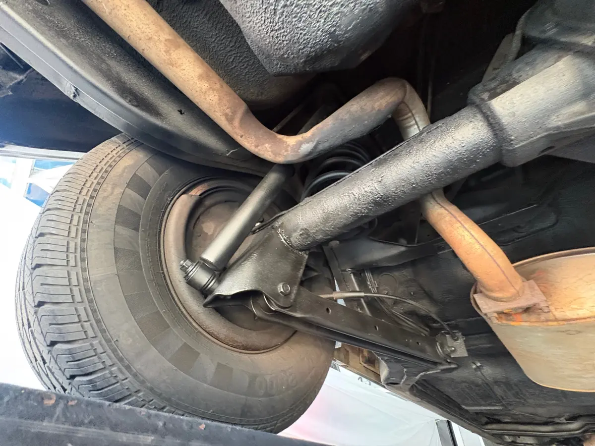 Vehicle photo 47