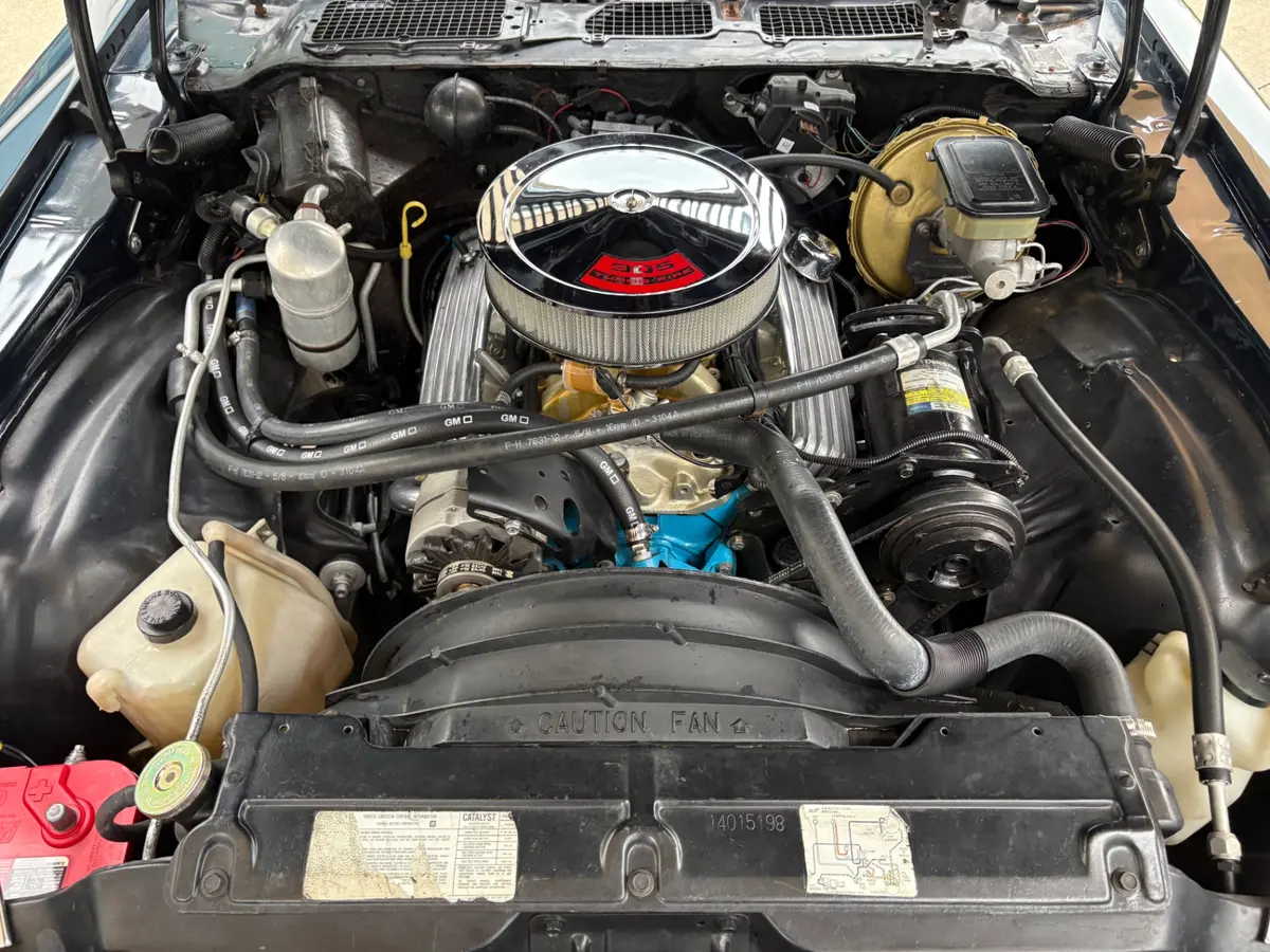 Vehicle photo 29
