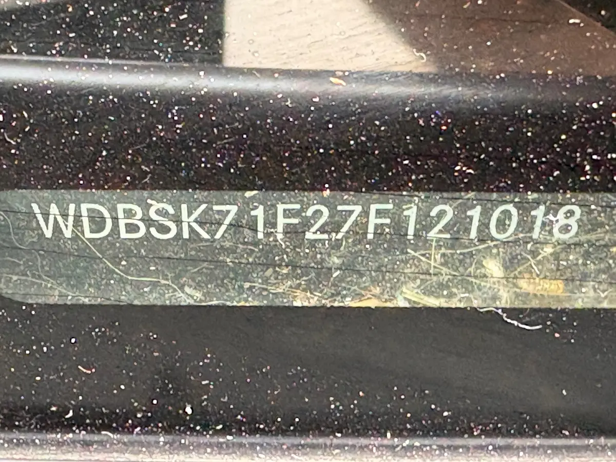 Vehicle photo 29