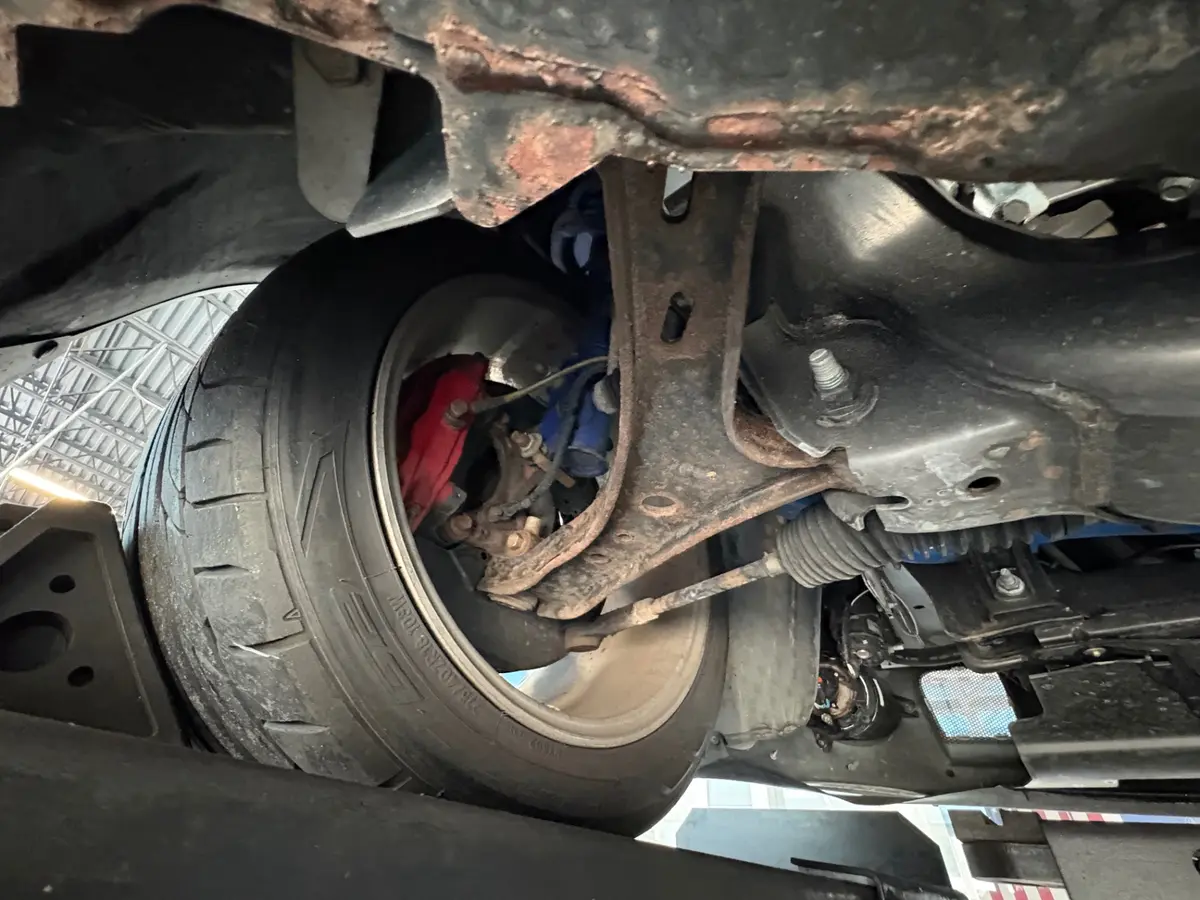 Vehicle photo 53