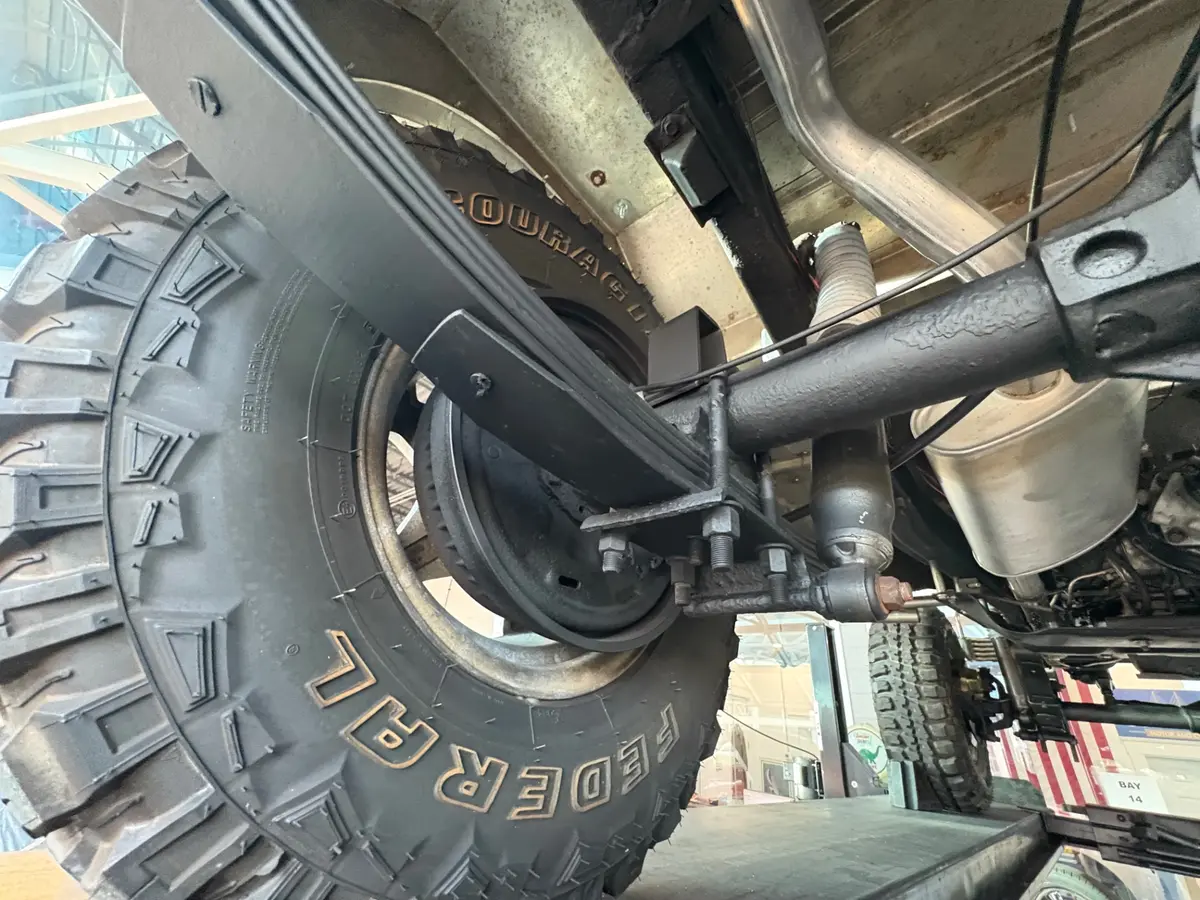 Vehicle photo 42