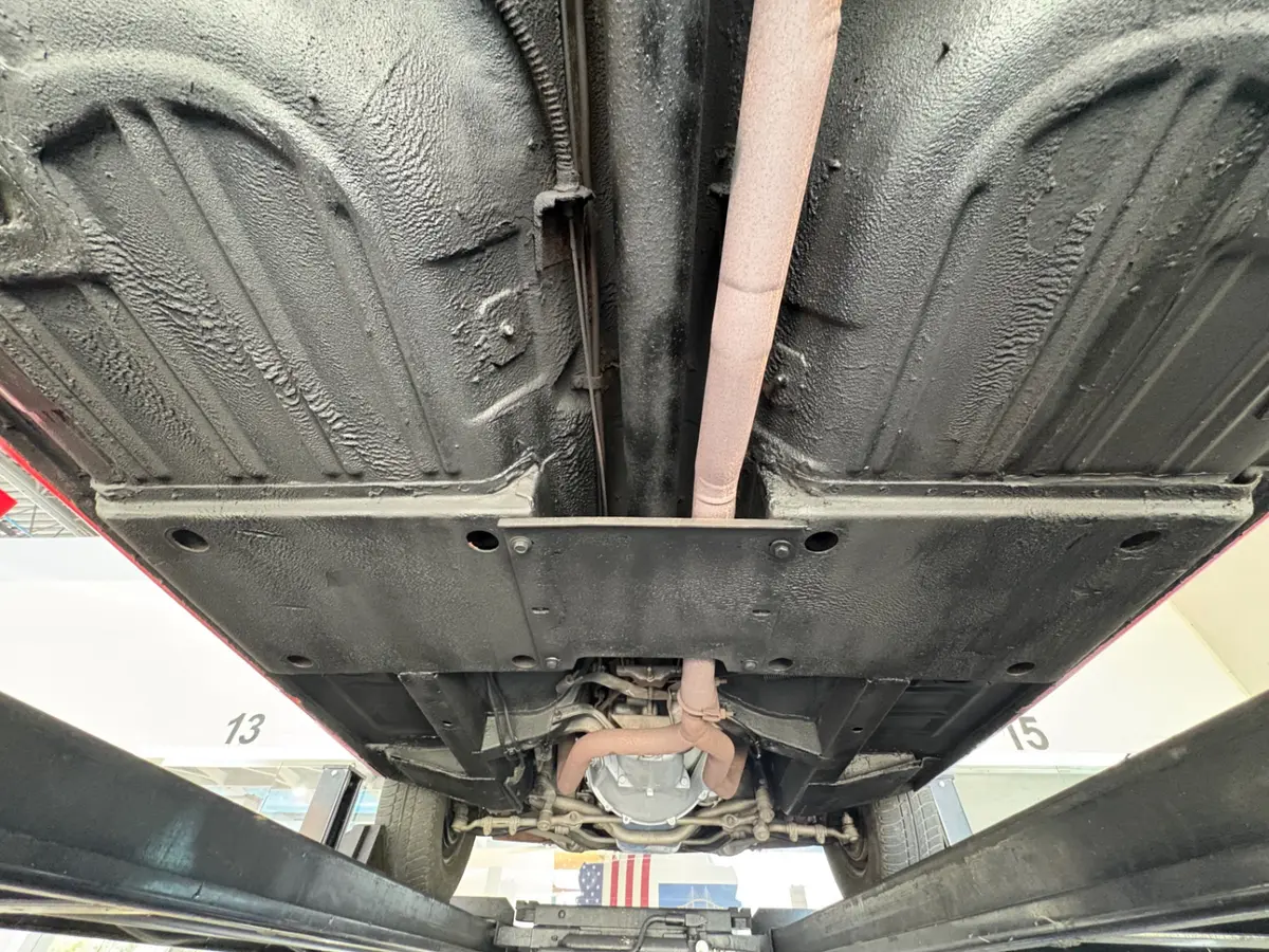 Vehicle photo 51