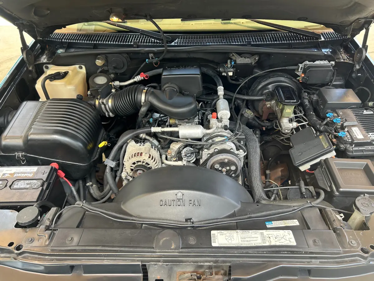 Vehicle photo 15