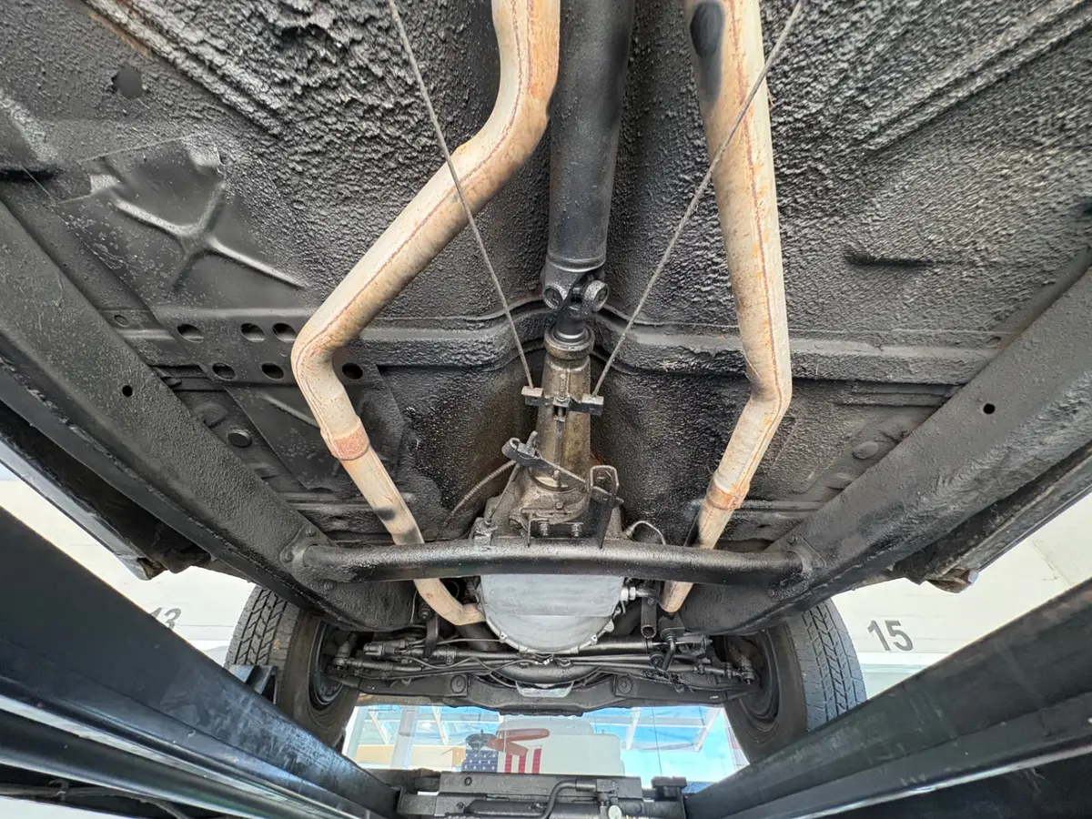 Vehicle photo 47