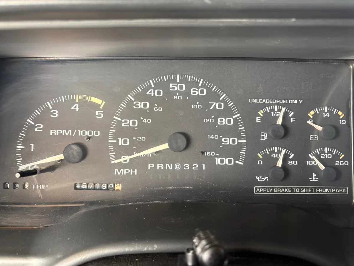 Vehicle photo 35