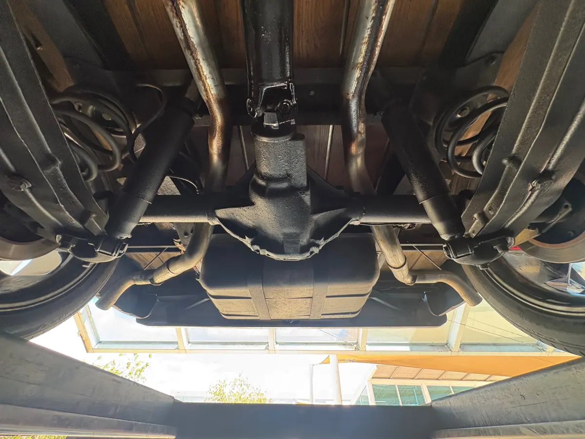 Vehicle photo 55
