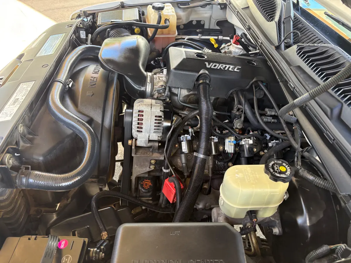 Vehicle photo 31